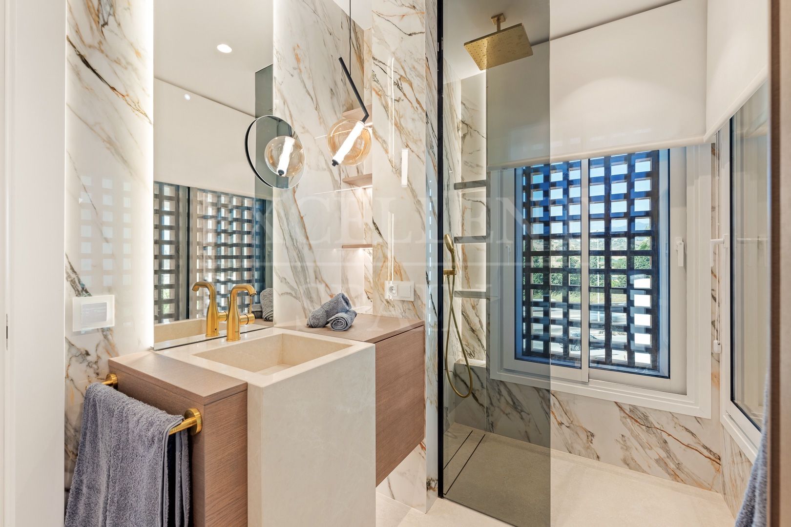 Penthouse in Bahía del Velerín, Estepona