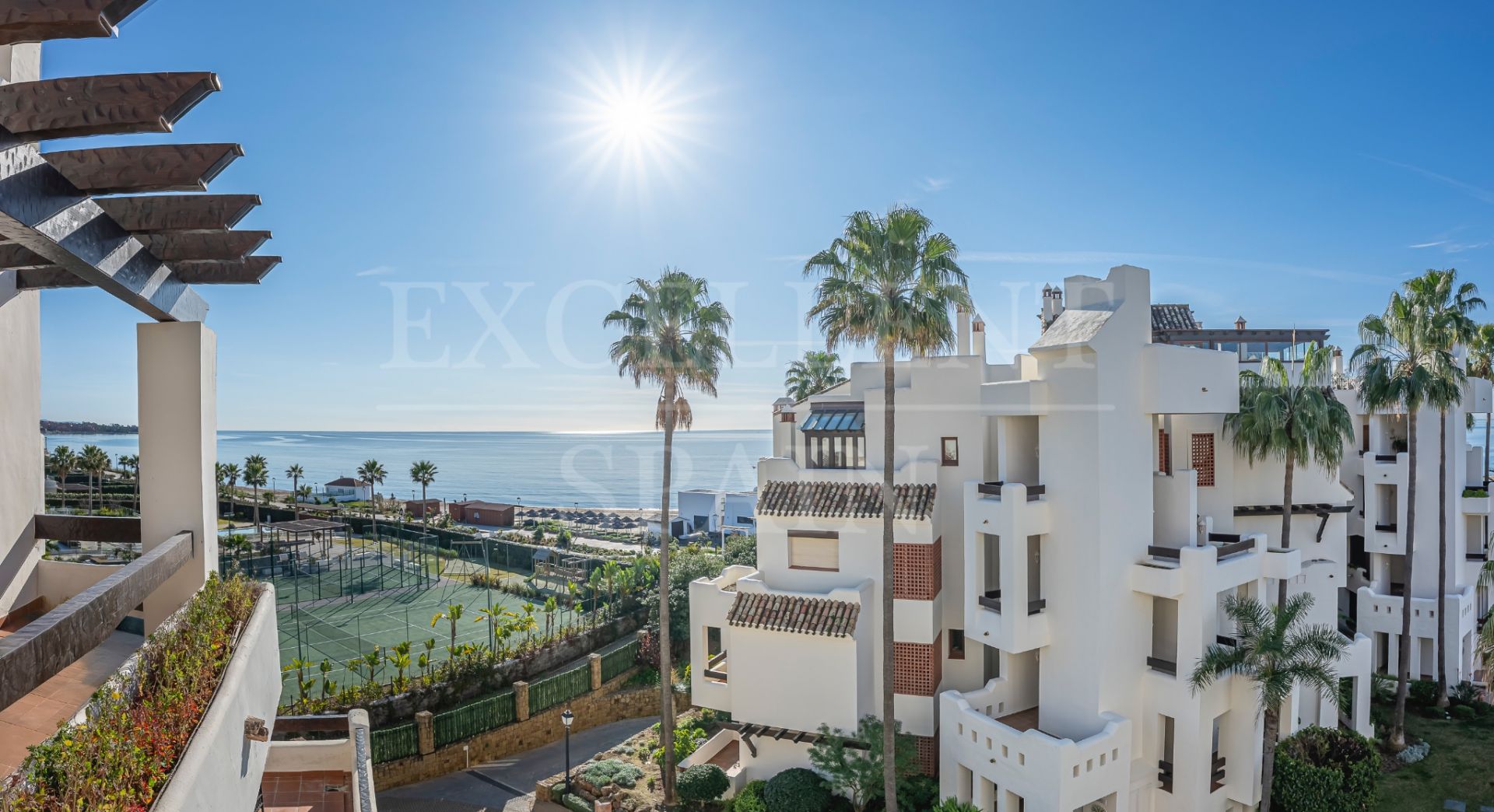 Penthouse in Bahía del Velerín, Estepona