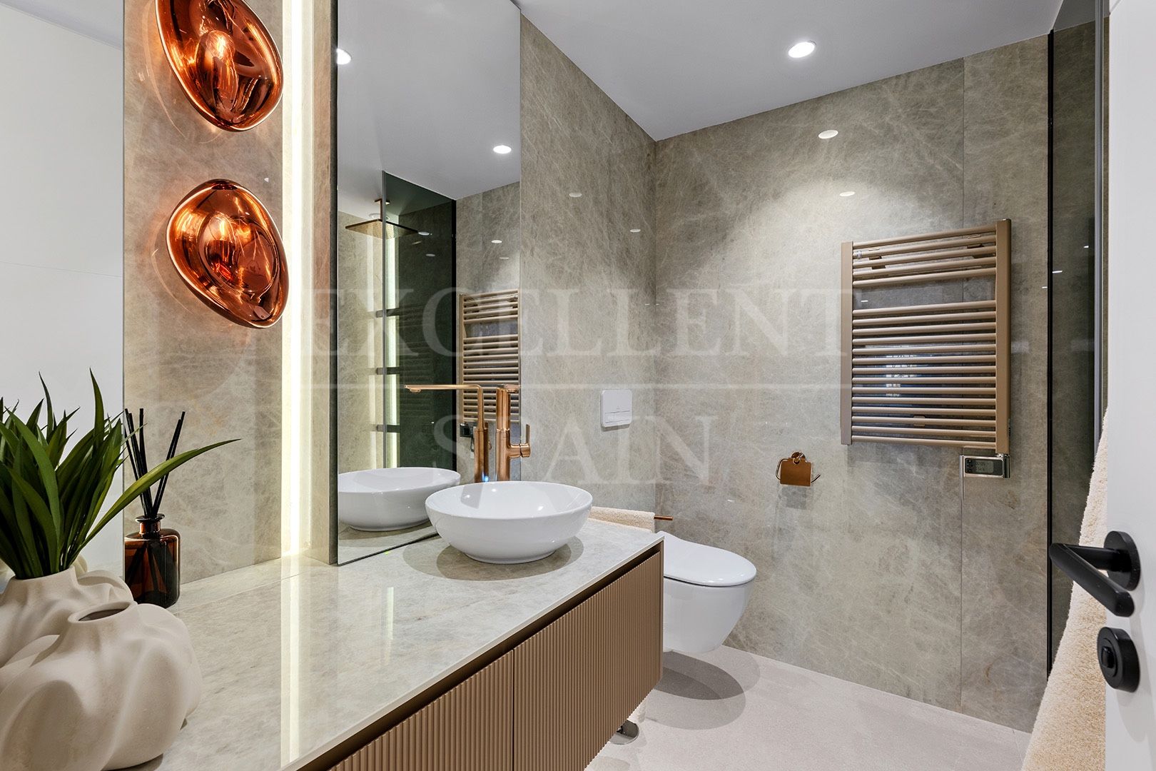 Appartement begane grond in Alcazaba Beach, Estepona