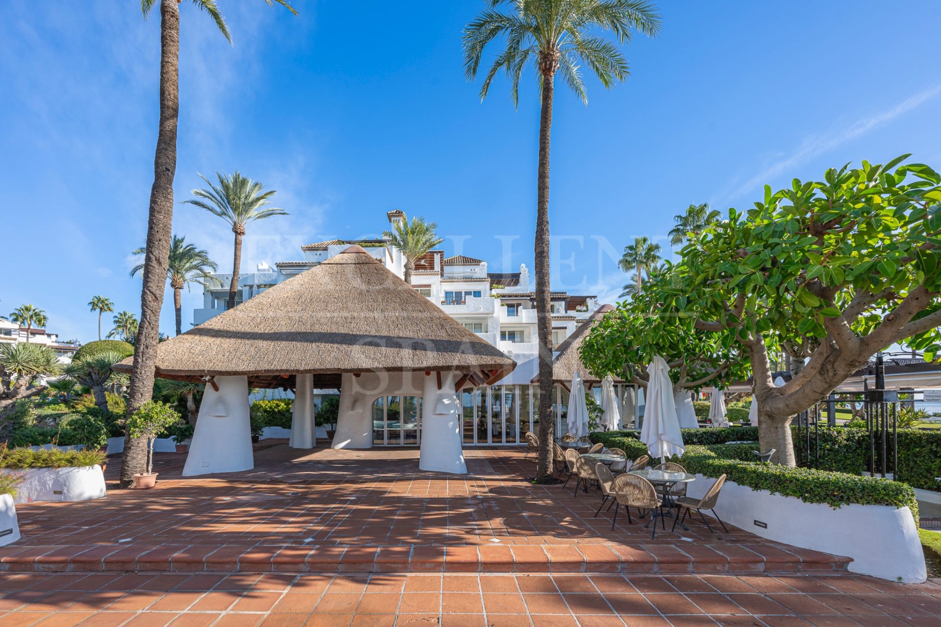 Appartement begane grond in Alcazaba Beach, Estepona