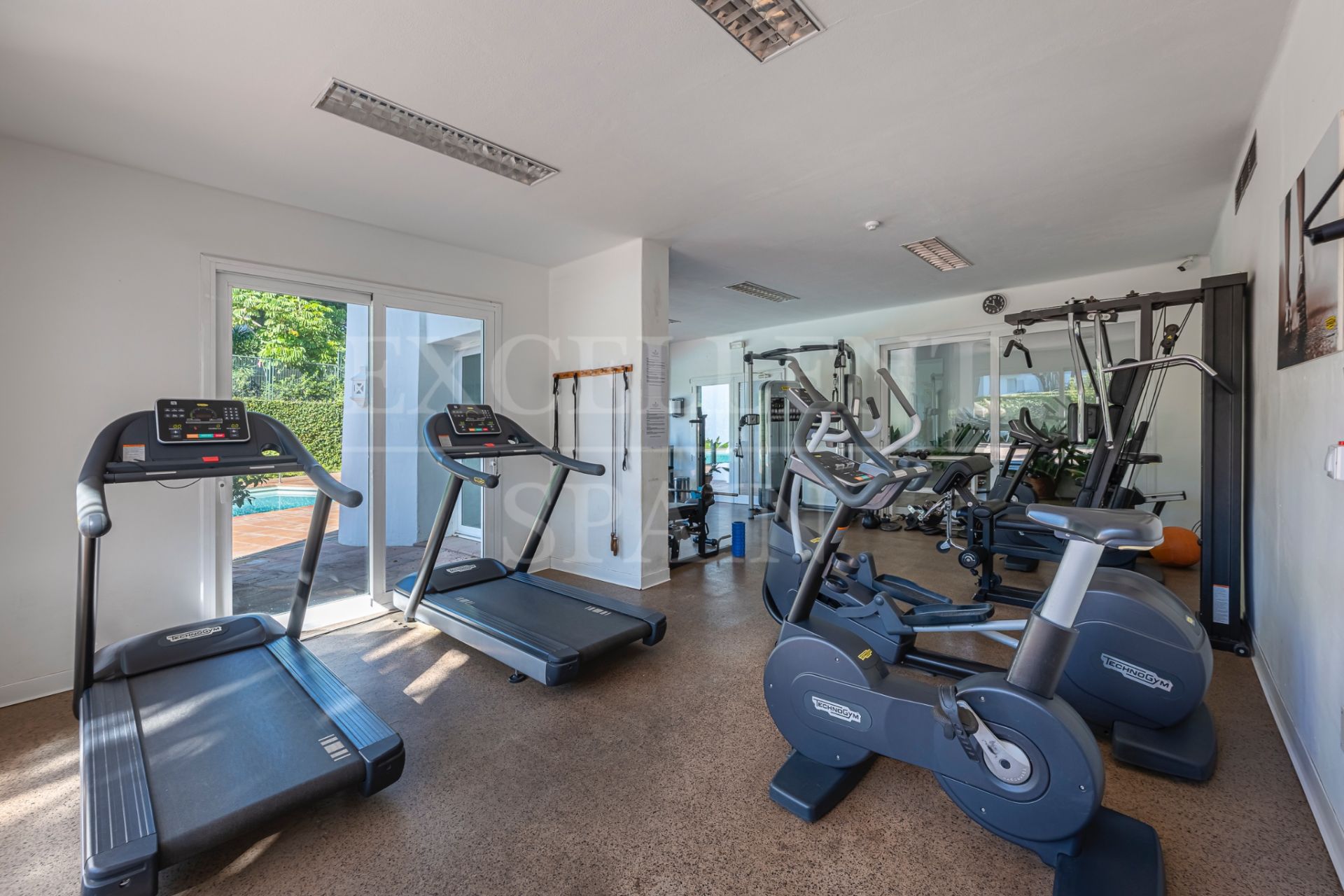 Appartement begane grond in Alcazaba Beach, Estepona
