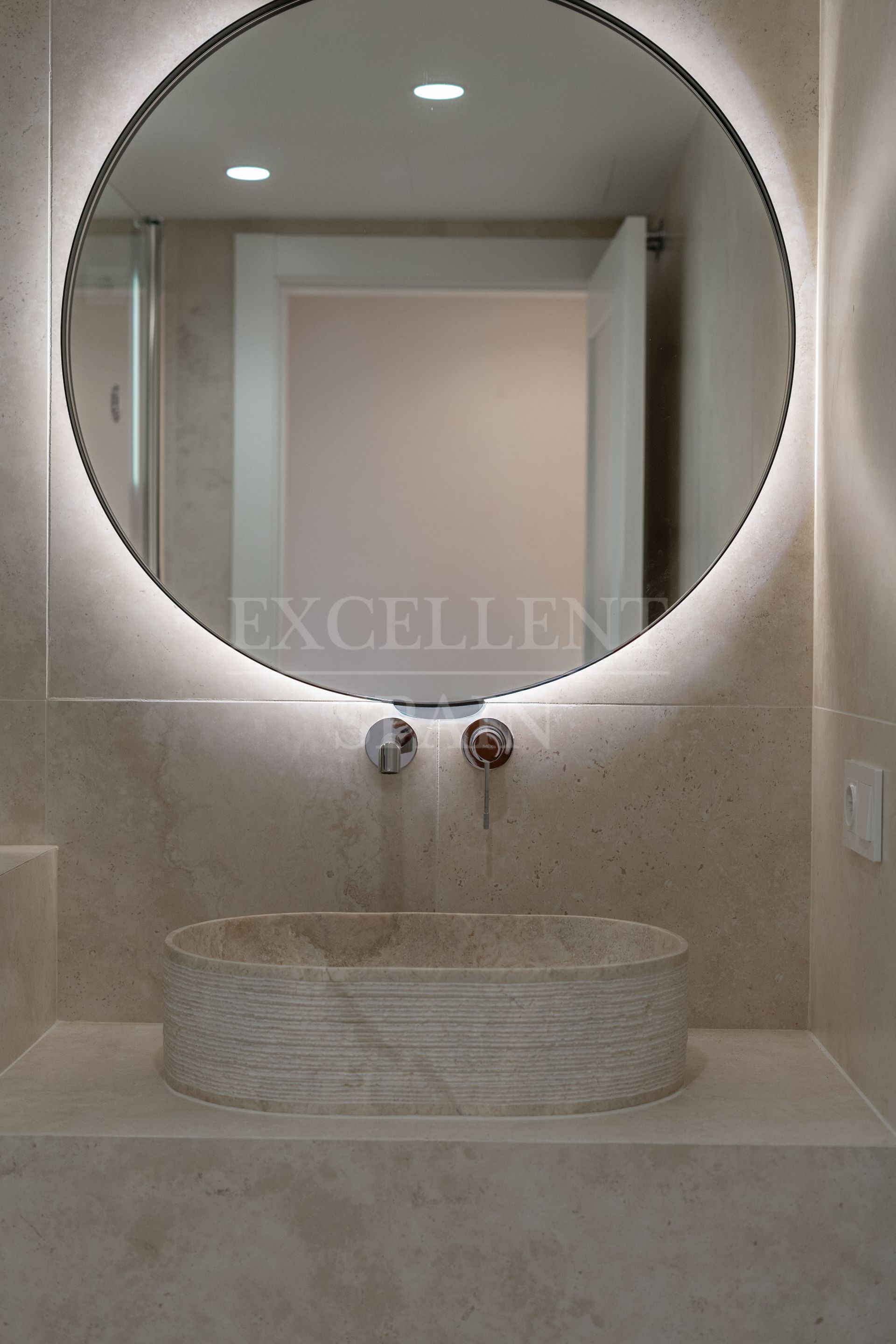 Appartement begane grond in Los Arqueros, Benahavis