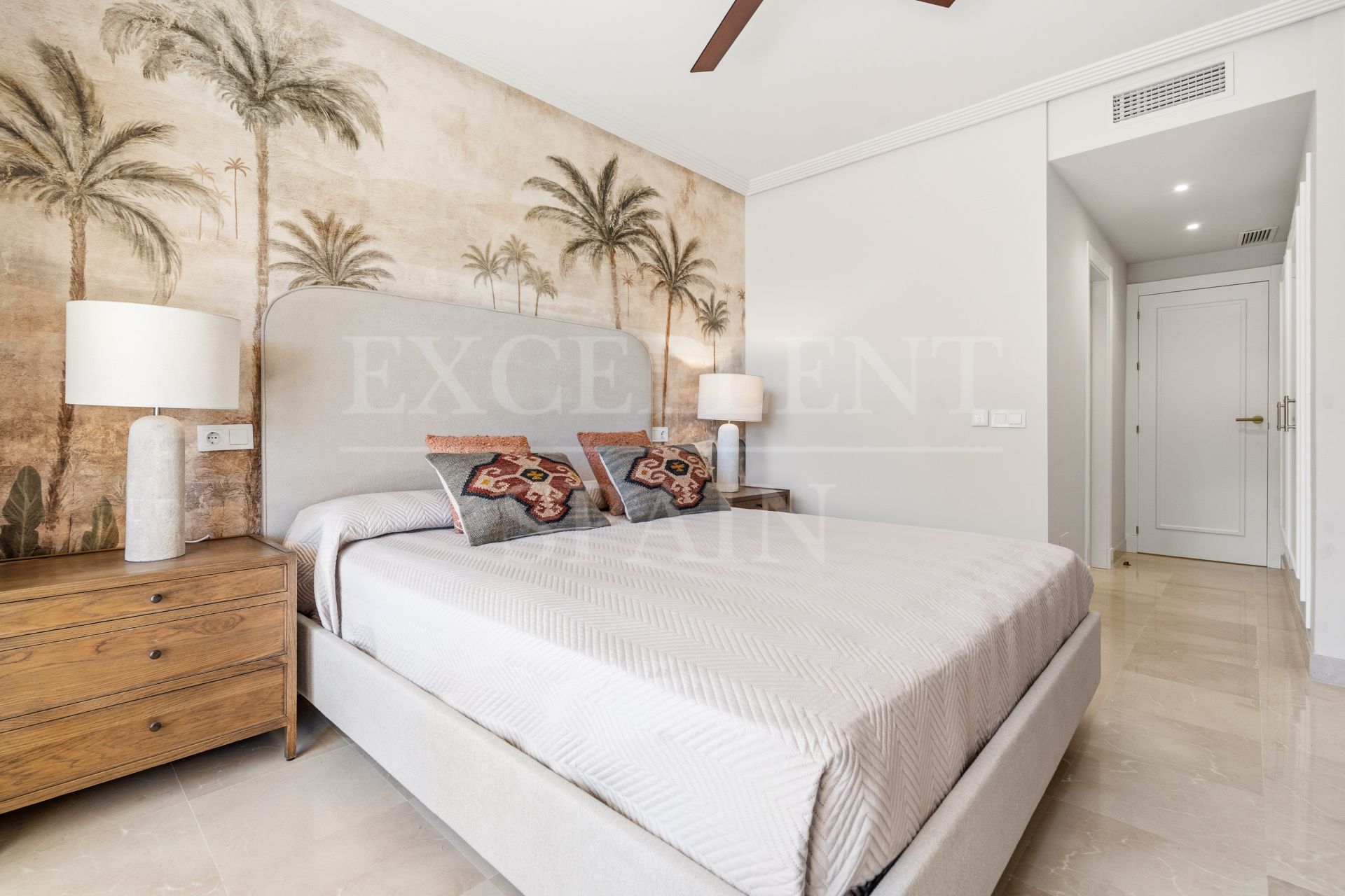 Appartement begane grond in Los Arqueros, Benahavis