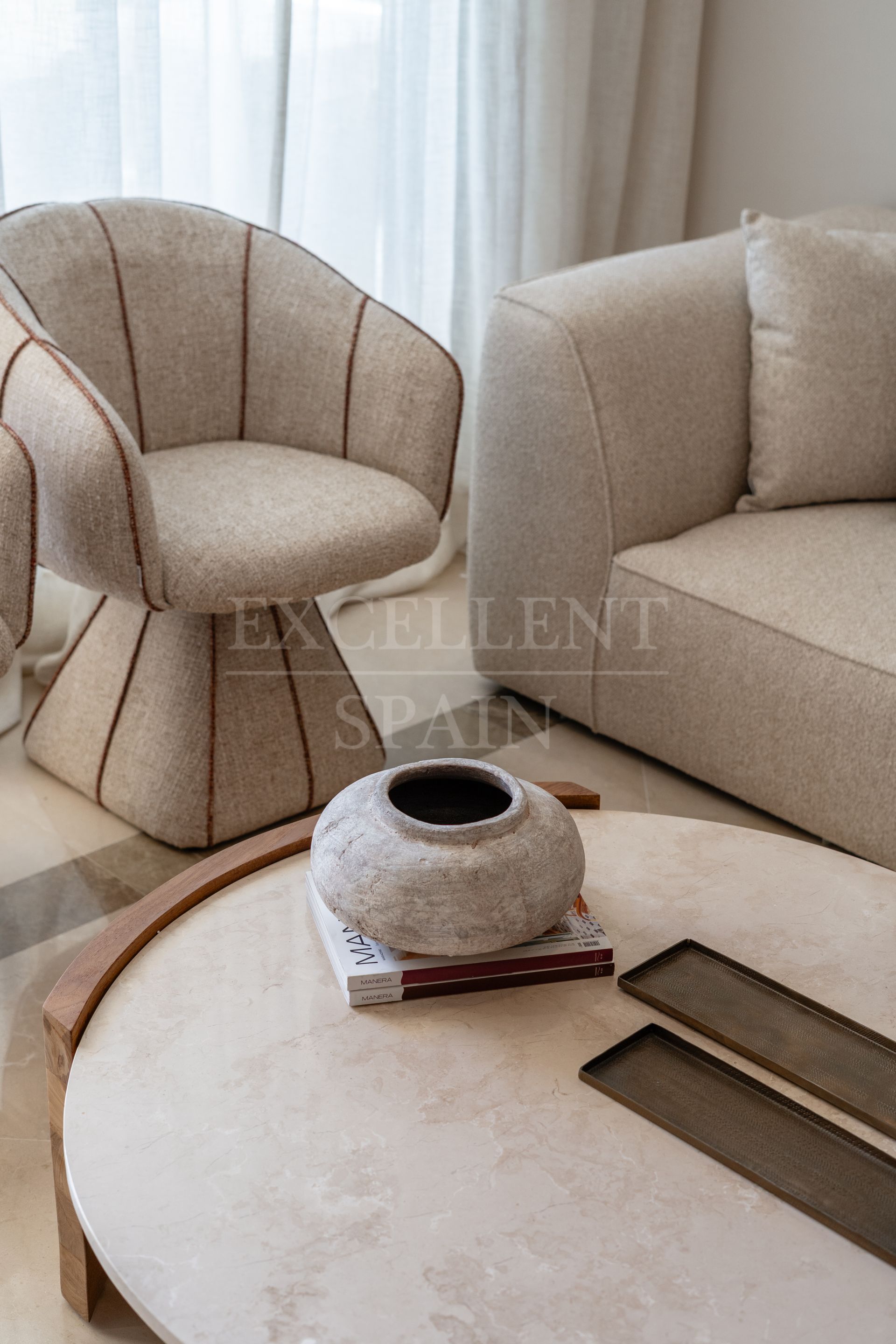 Appartement begane grond in Los Arqueros, Benahavis