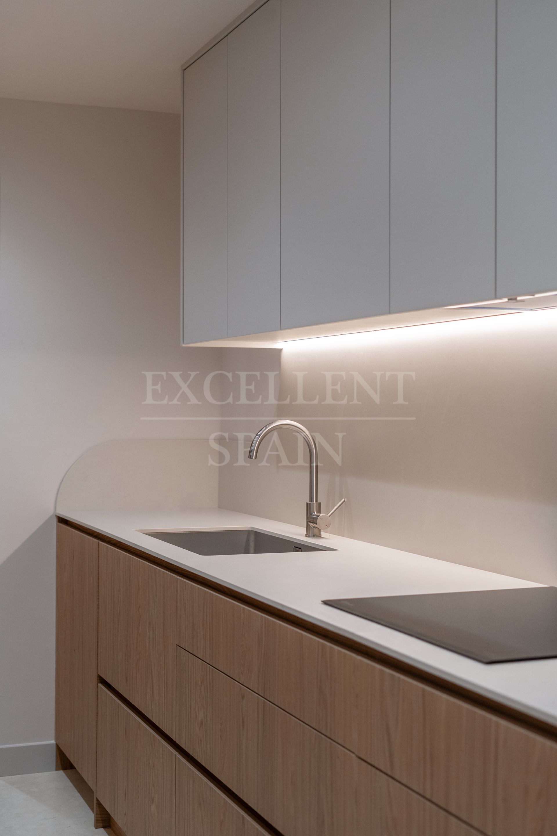 Appartement begane grond in Los Arqueros, Benahavis