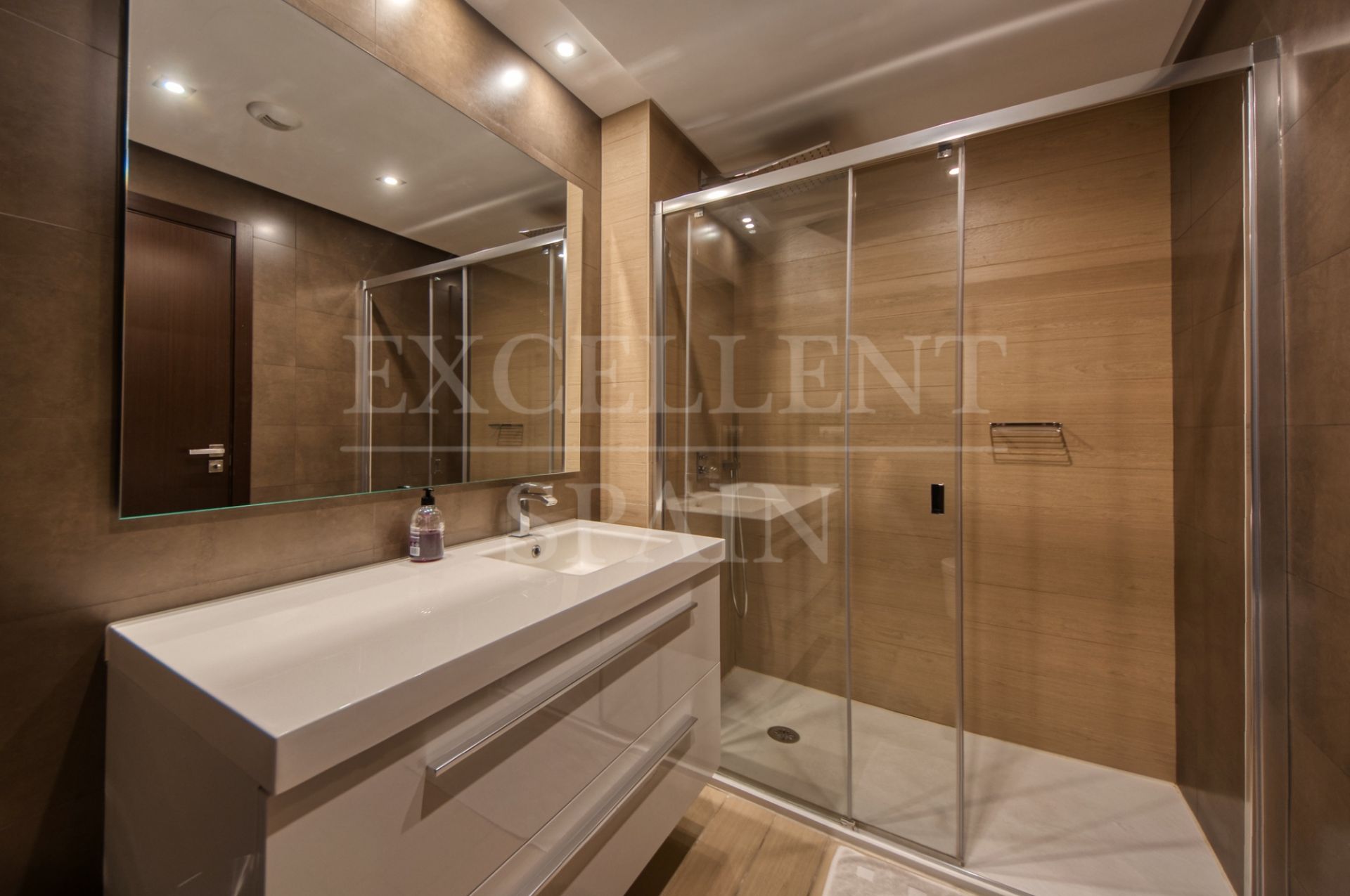 Wohnung in Los Arqueros, Benahavis