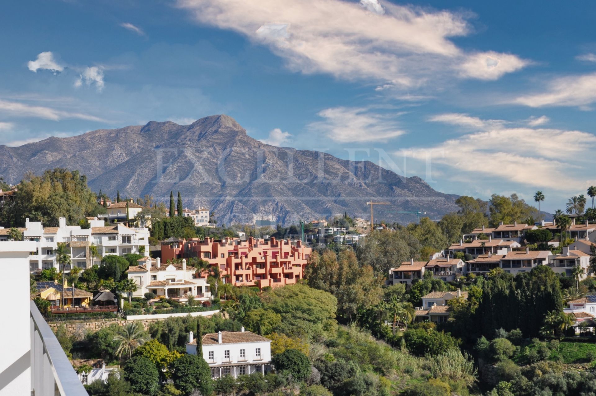 Wohnung in Los Arqueros, Benahavis