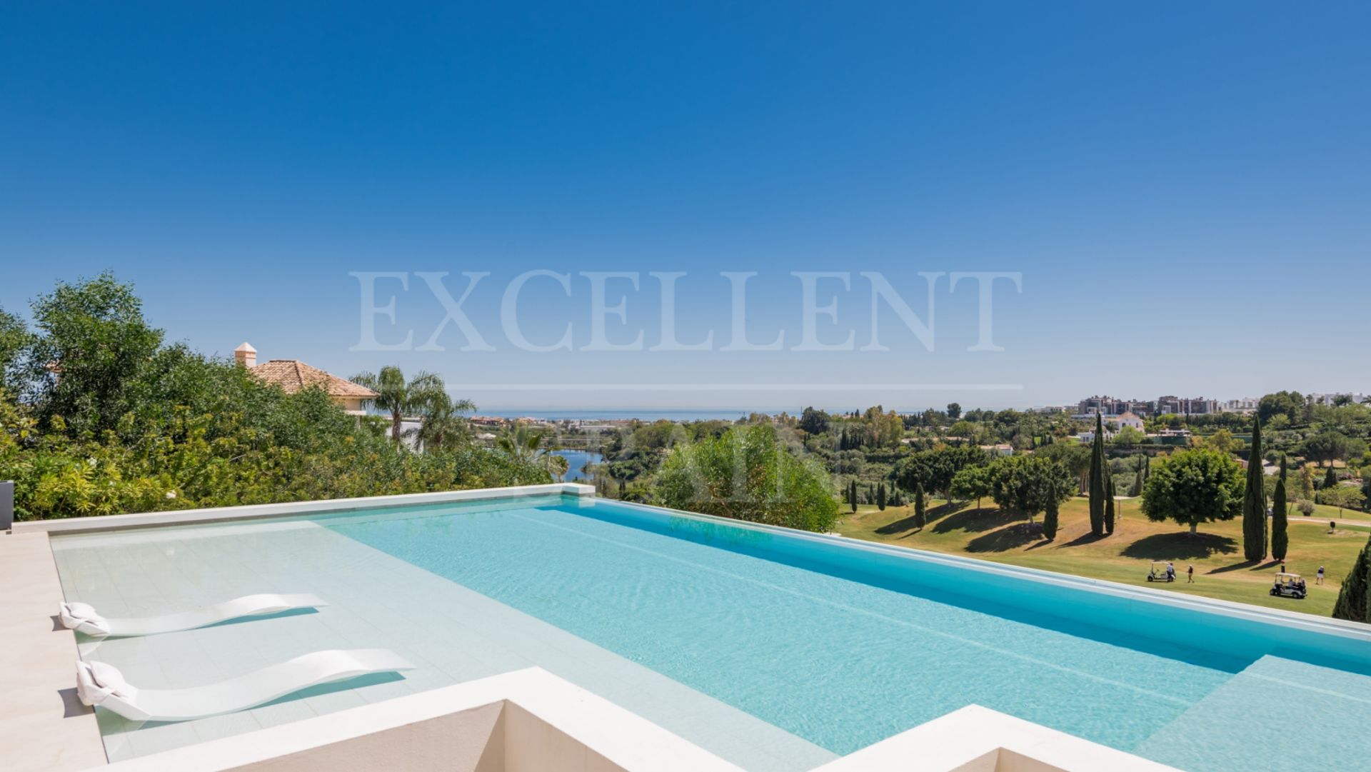 Villa en Los Flamingos Golf, Benahavis