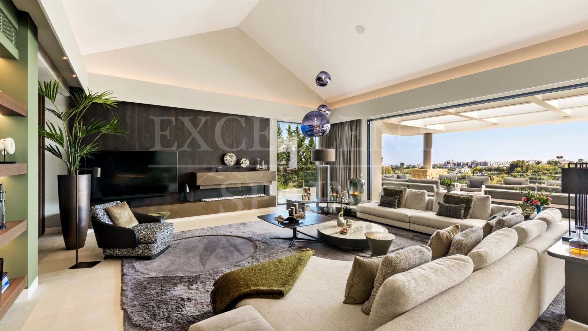 Villa en Los Flamingos Golf, Benahavis