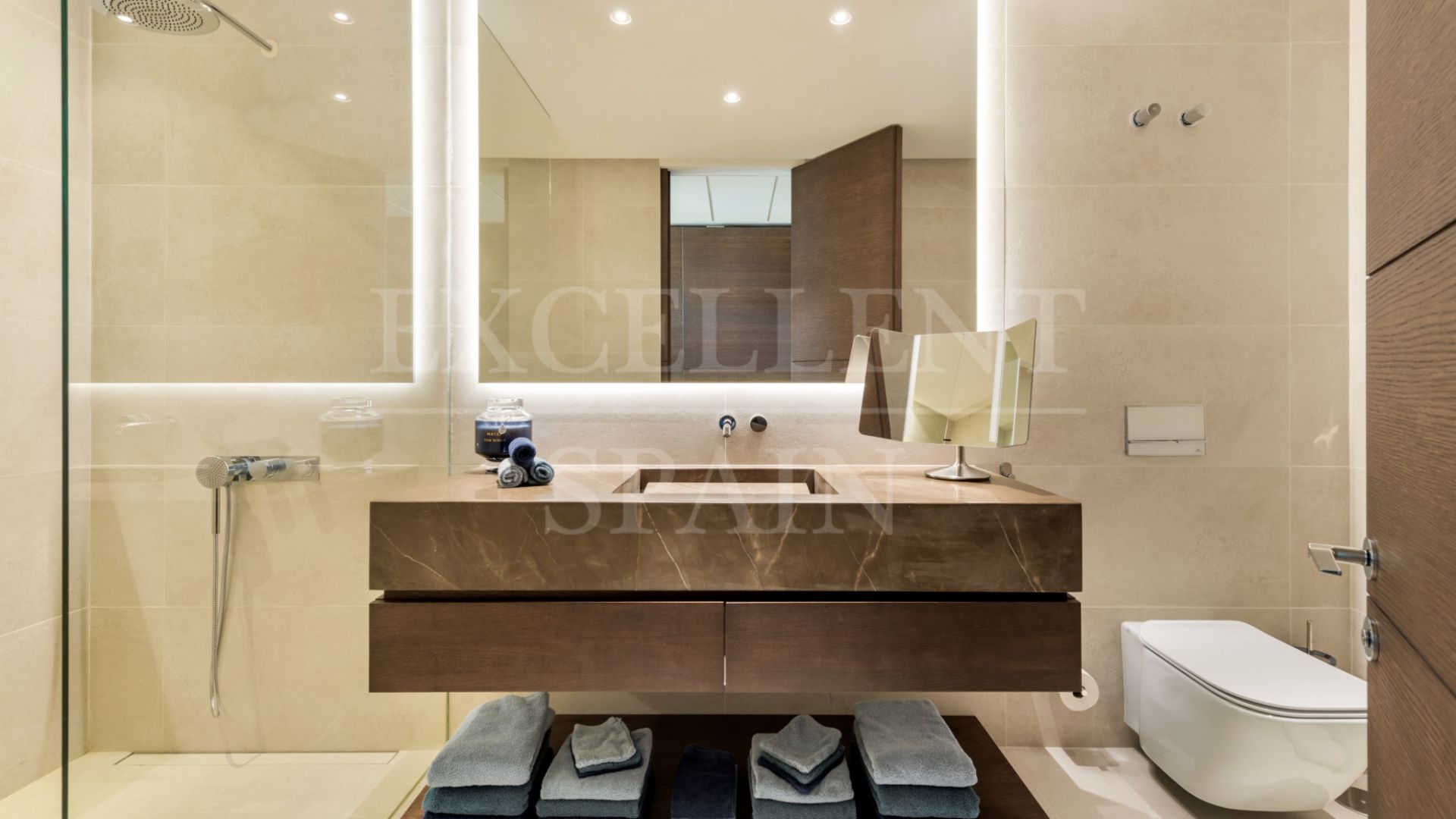 Villa en Los Flamingos Golf, Benahavis