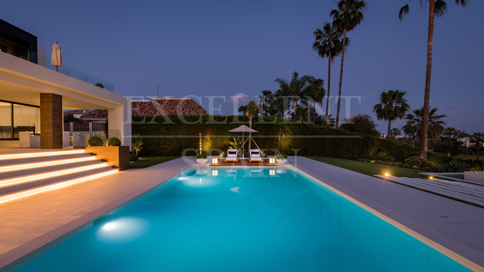 Villa in Los Naranjos Golf, Nueva Andalucia