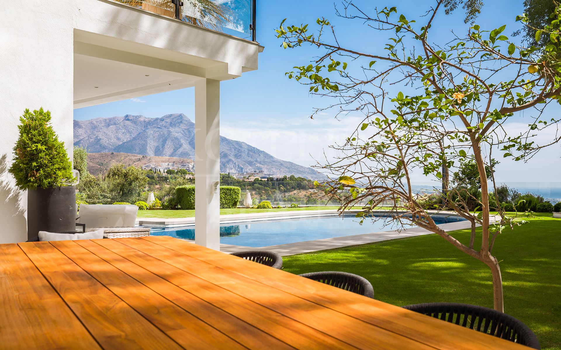Villa in El Madroñal, Benahavis