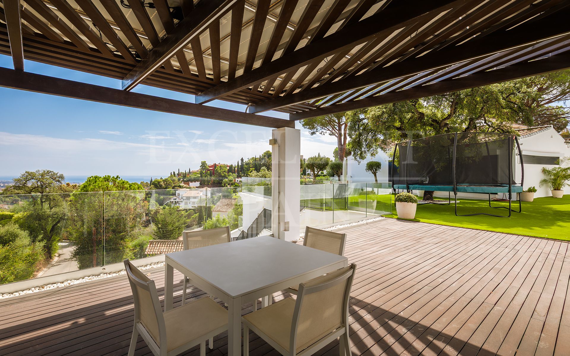 Villa in El Madroñal, Benahavis