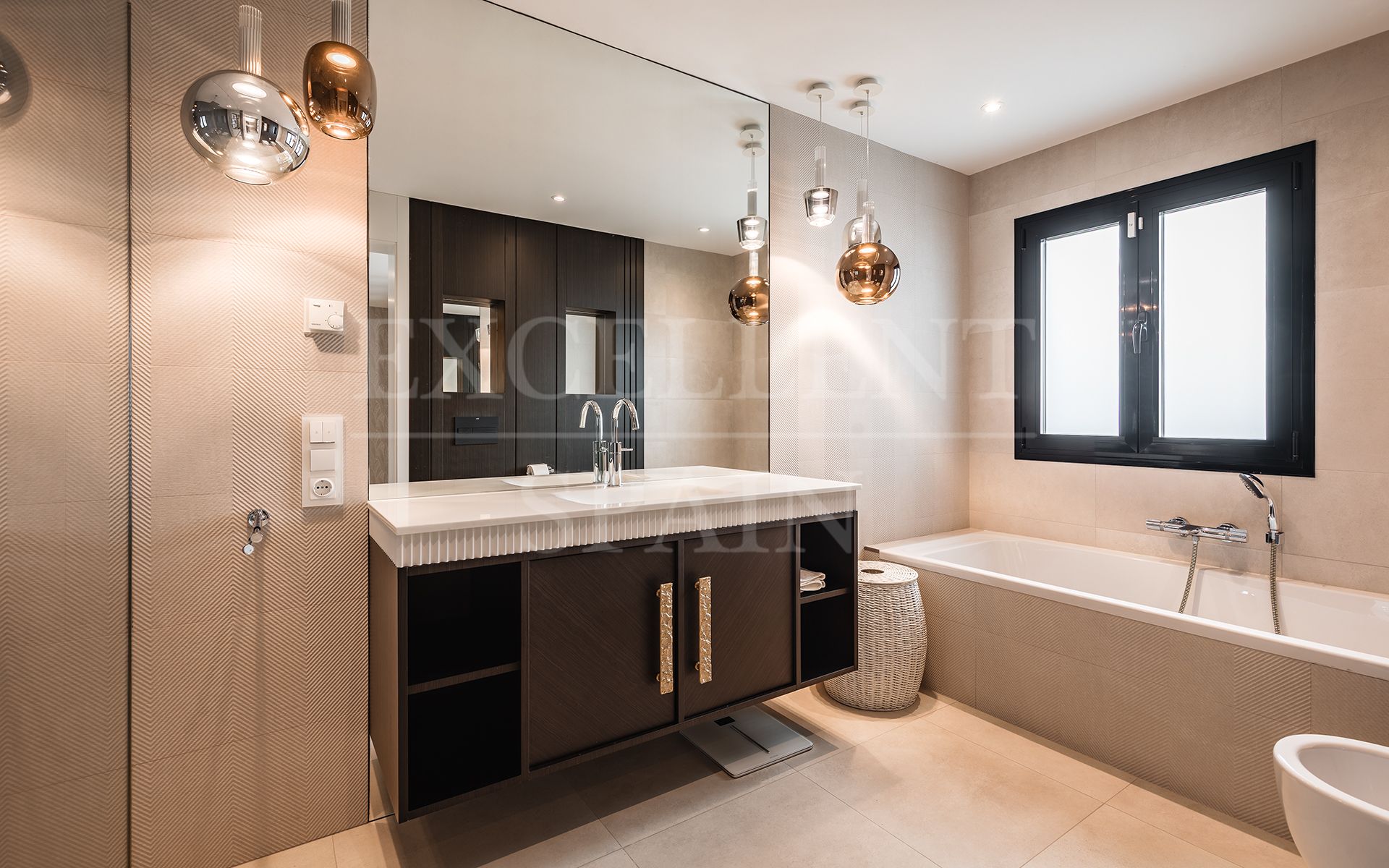 Villa in El Madroñal, Benahavis