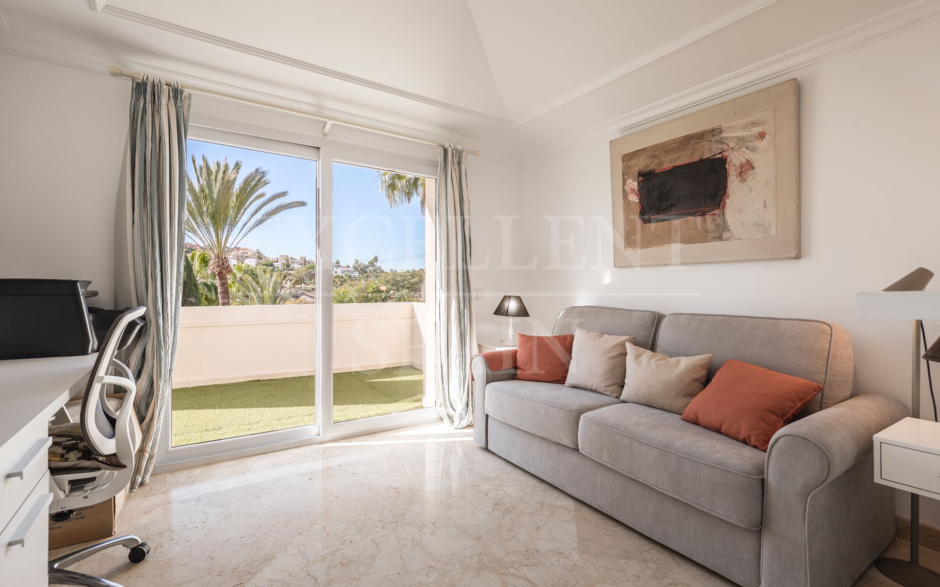 Duplex Penthouse in Las Alamandas, Nueva Andalucia