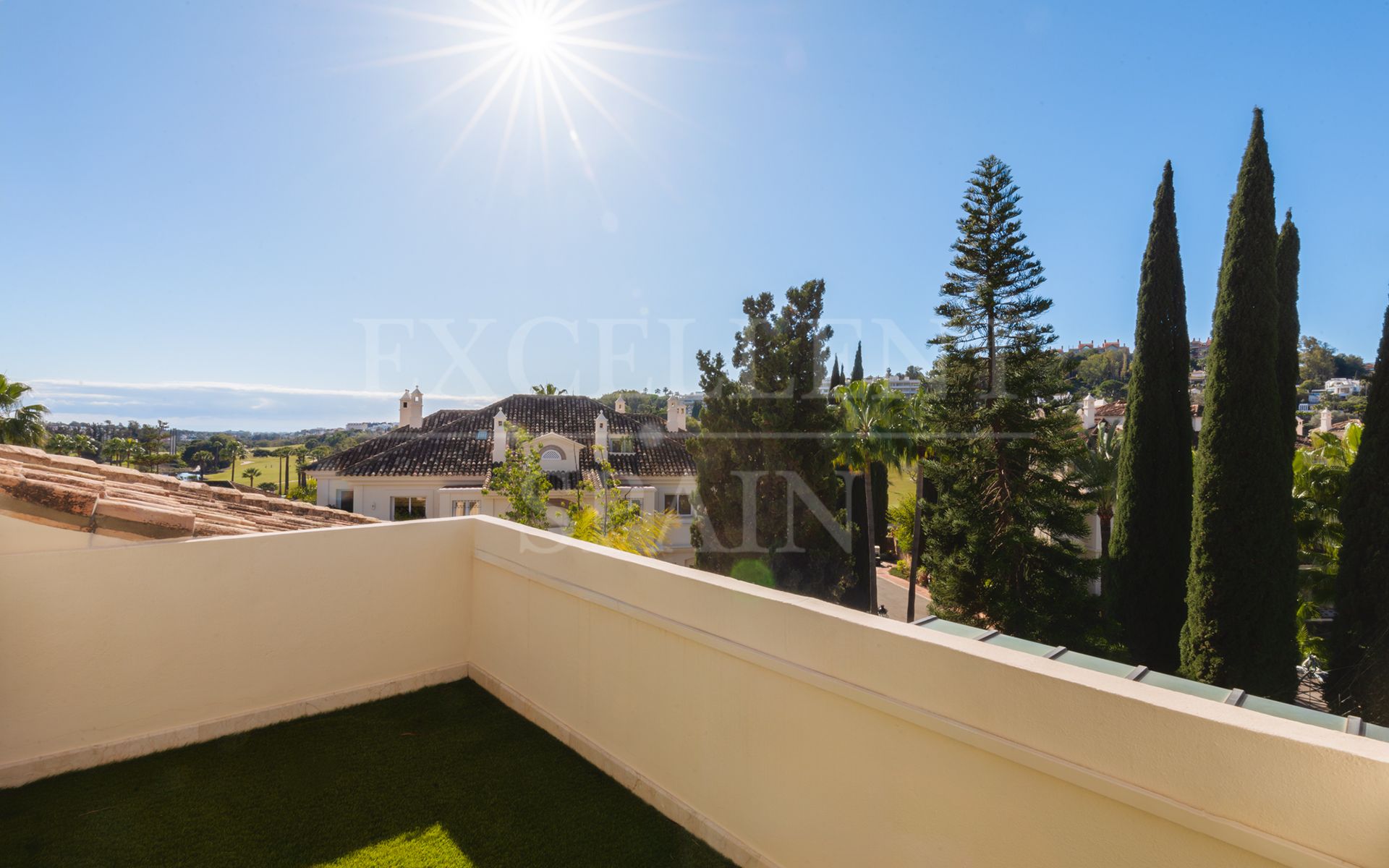 Duplex Penthouse in Las Alamandas, Nueva Andalucia