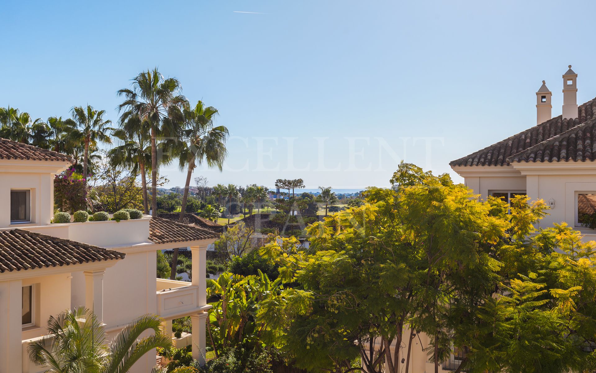Duplex Penthouse in Las Alamandas, Nueva Andalucia