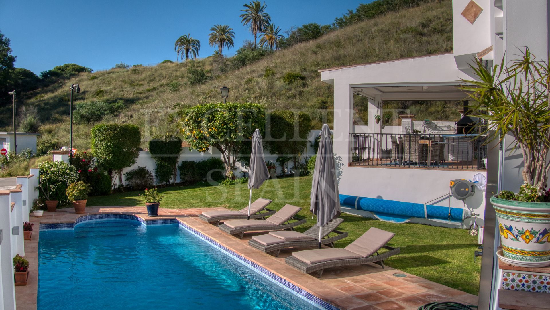 Semi Detached Villa in Nueva Andalucia