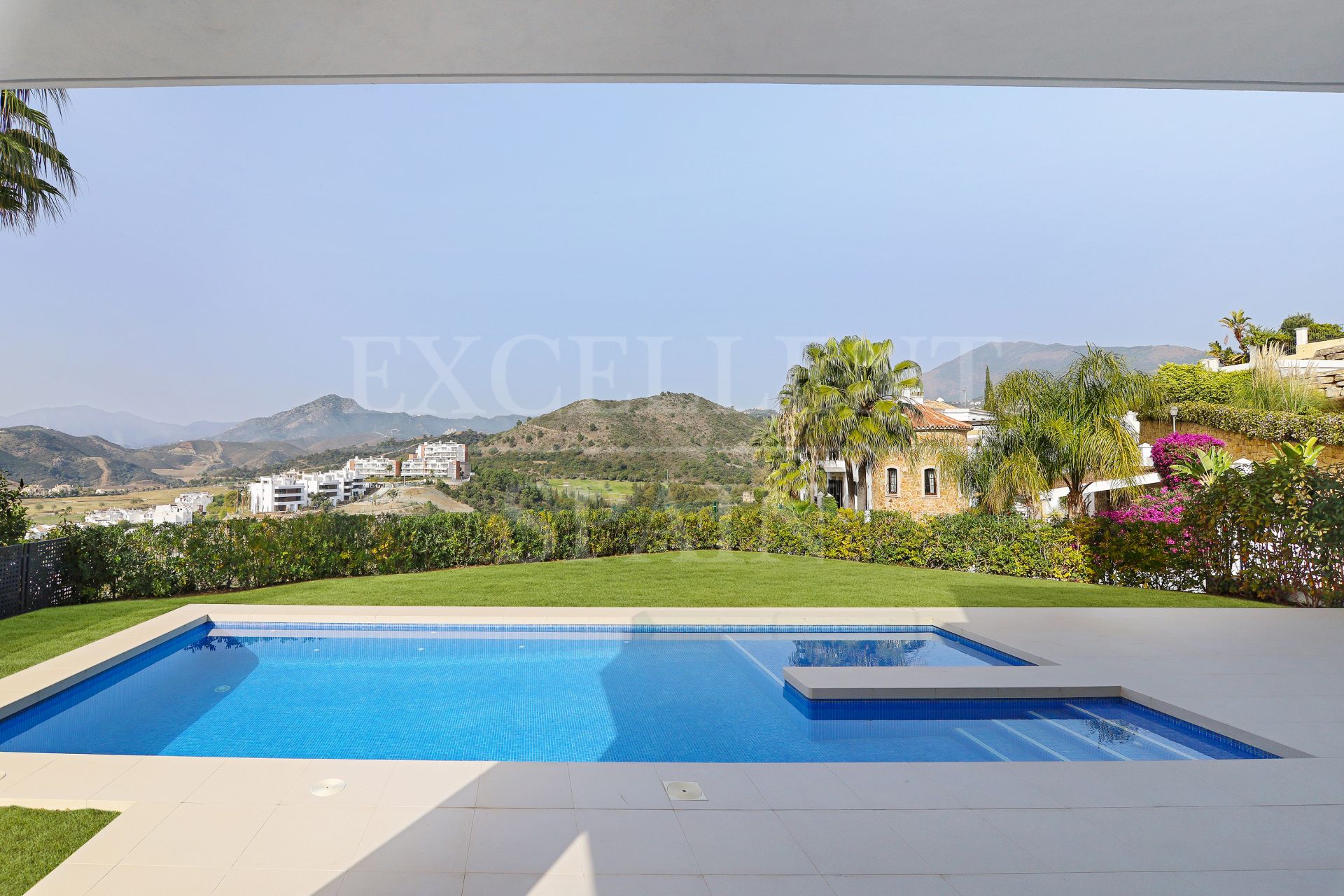 Villa in Puerto del Capitan, Benahavis