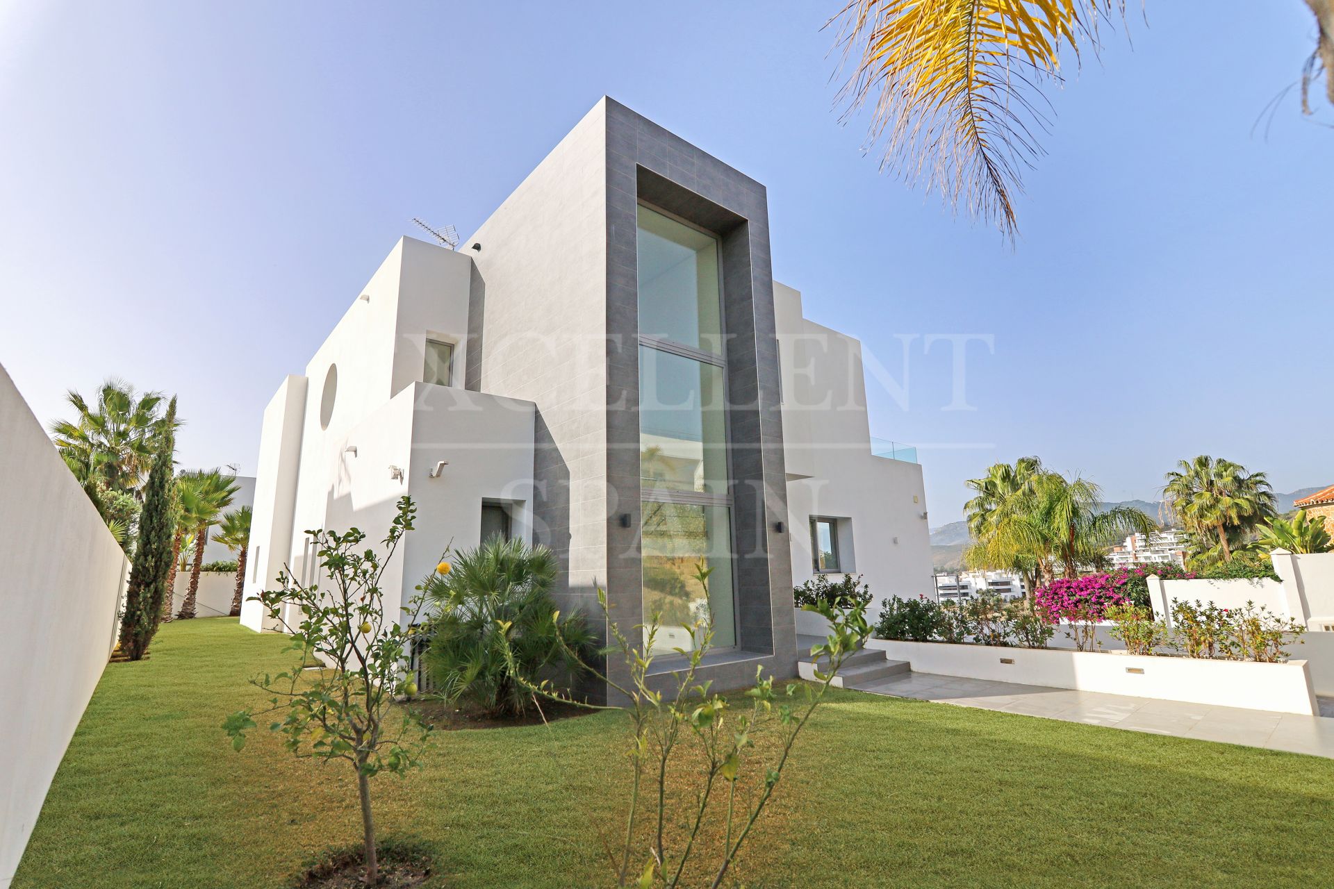 Villa in Puerto del Capitan, Benahavis