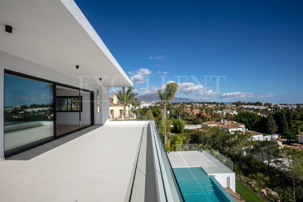 Villa in El Paraiso, Estepona