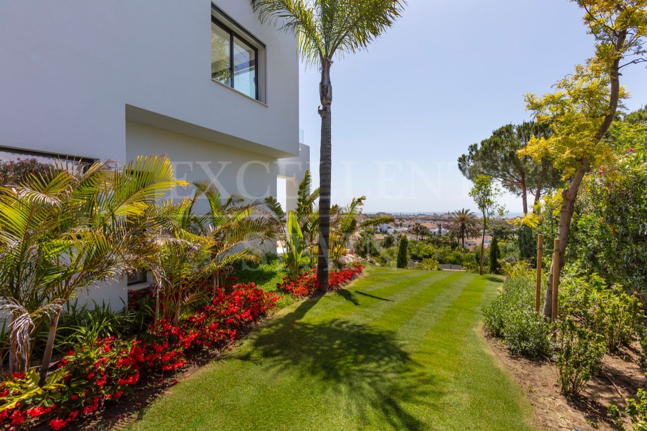 Villa in El Paraiso, Estepona