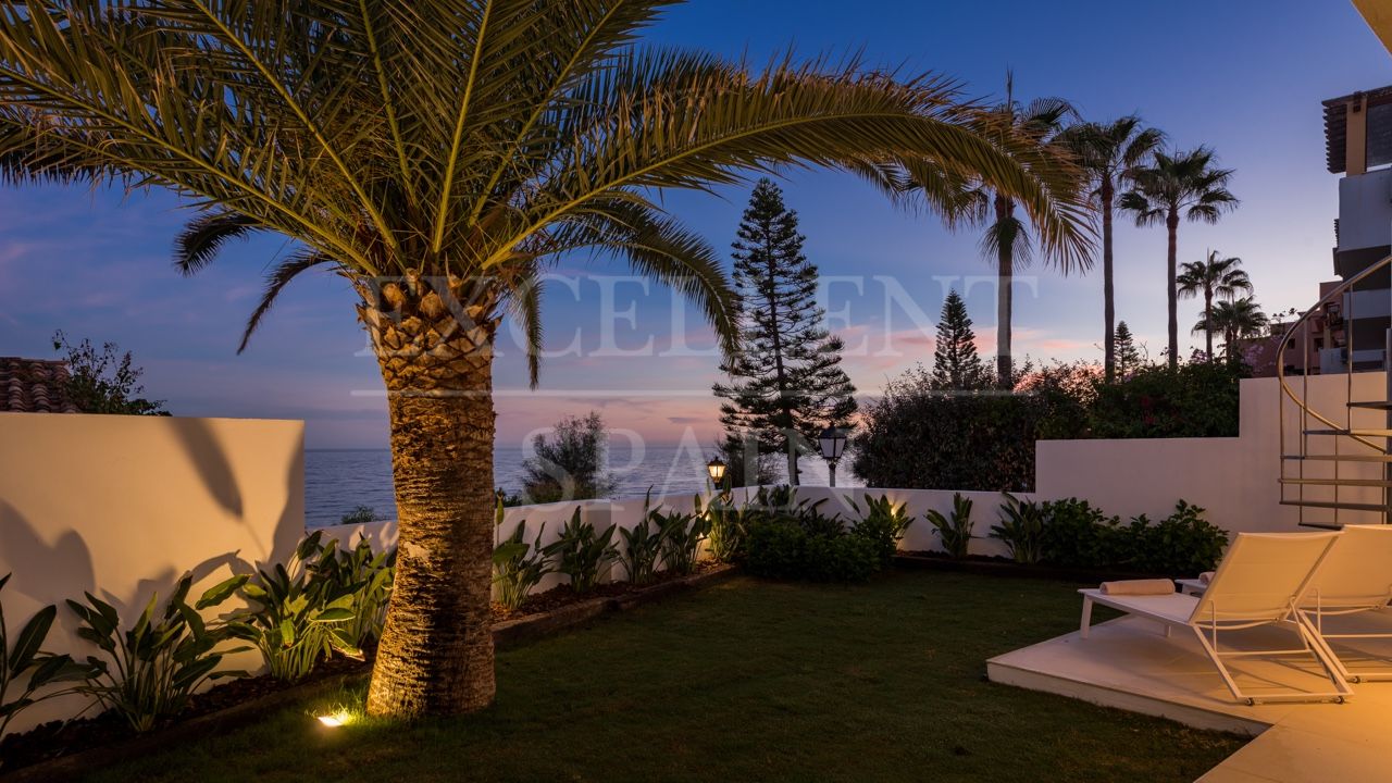 Villa in Arena Beach, Estepona