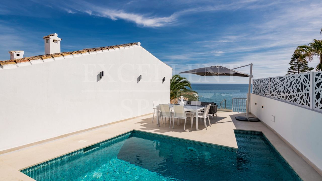 Villa in Arena Beach, Estepona