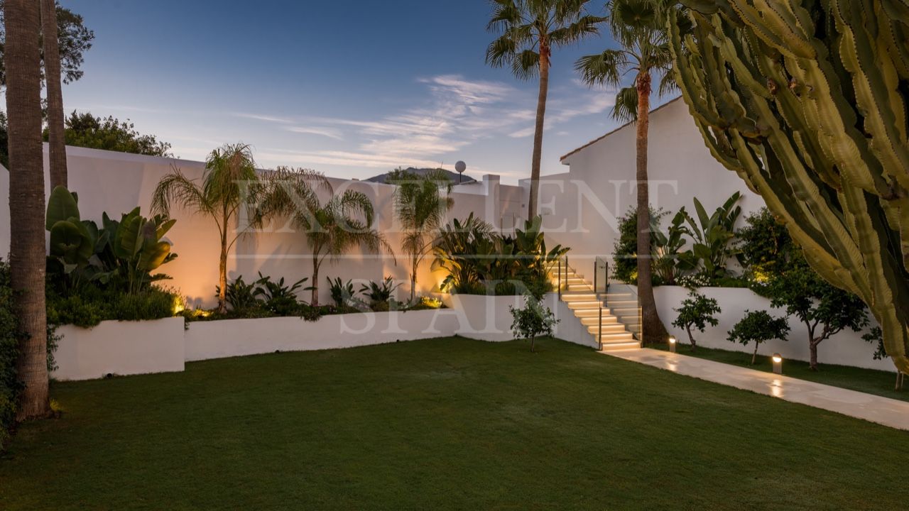 Villa in Arena Beach, Estepona