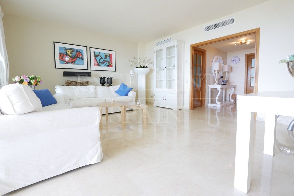 Apartamento en Los Granados de Cabopino, Marbella Este