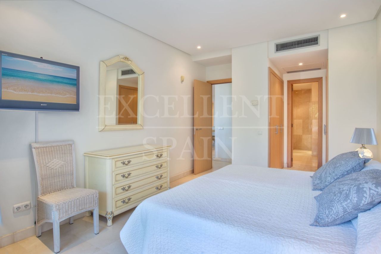 Appartement begane grond in Alcazaba Beach, Estepona