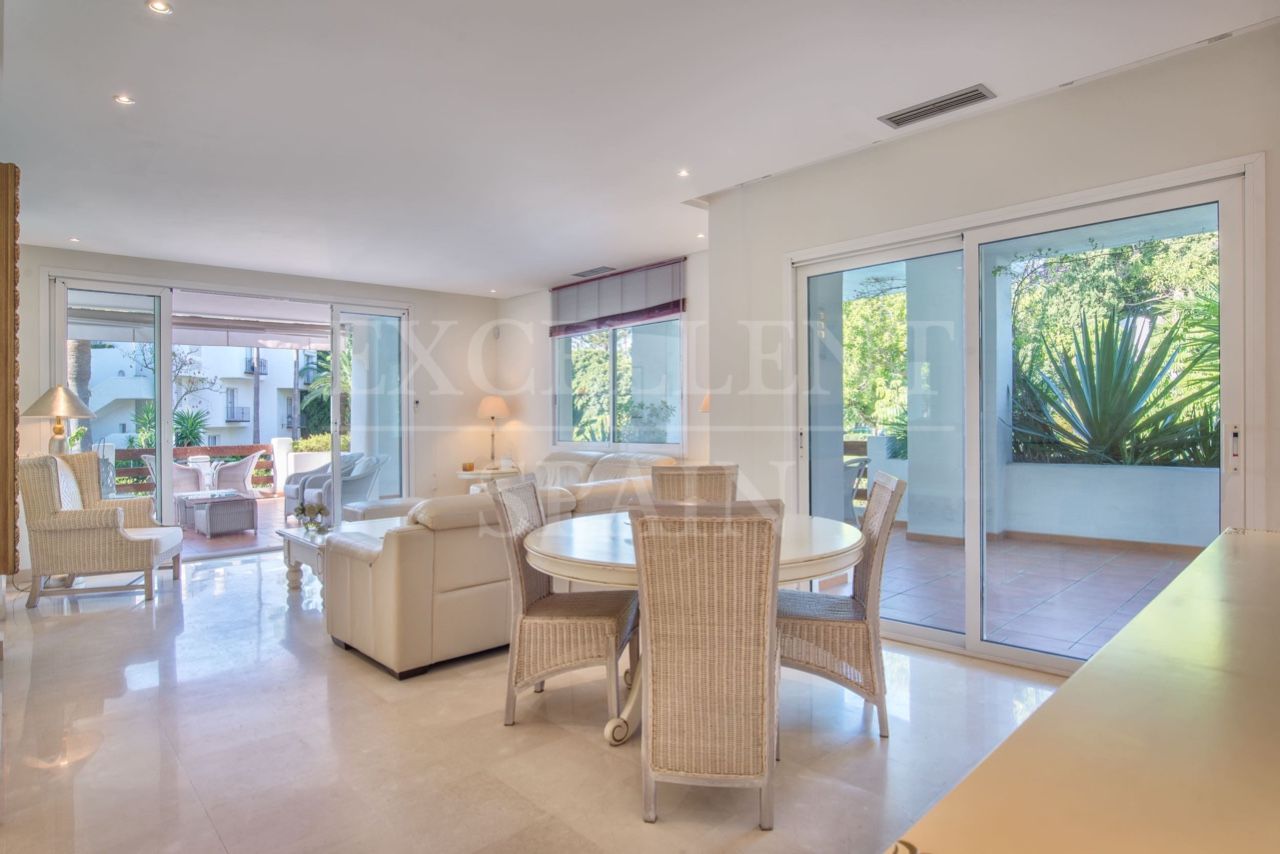 Appartement begane grond in Alcazaba Beach, Estepona