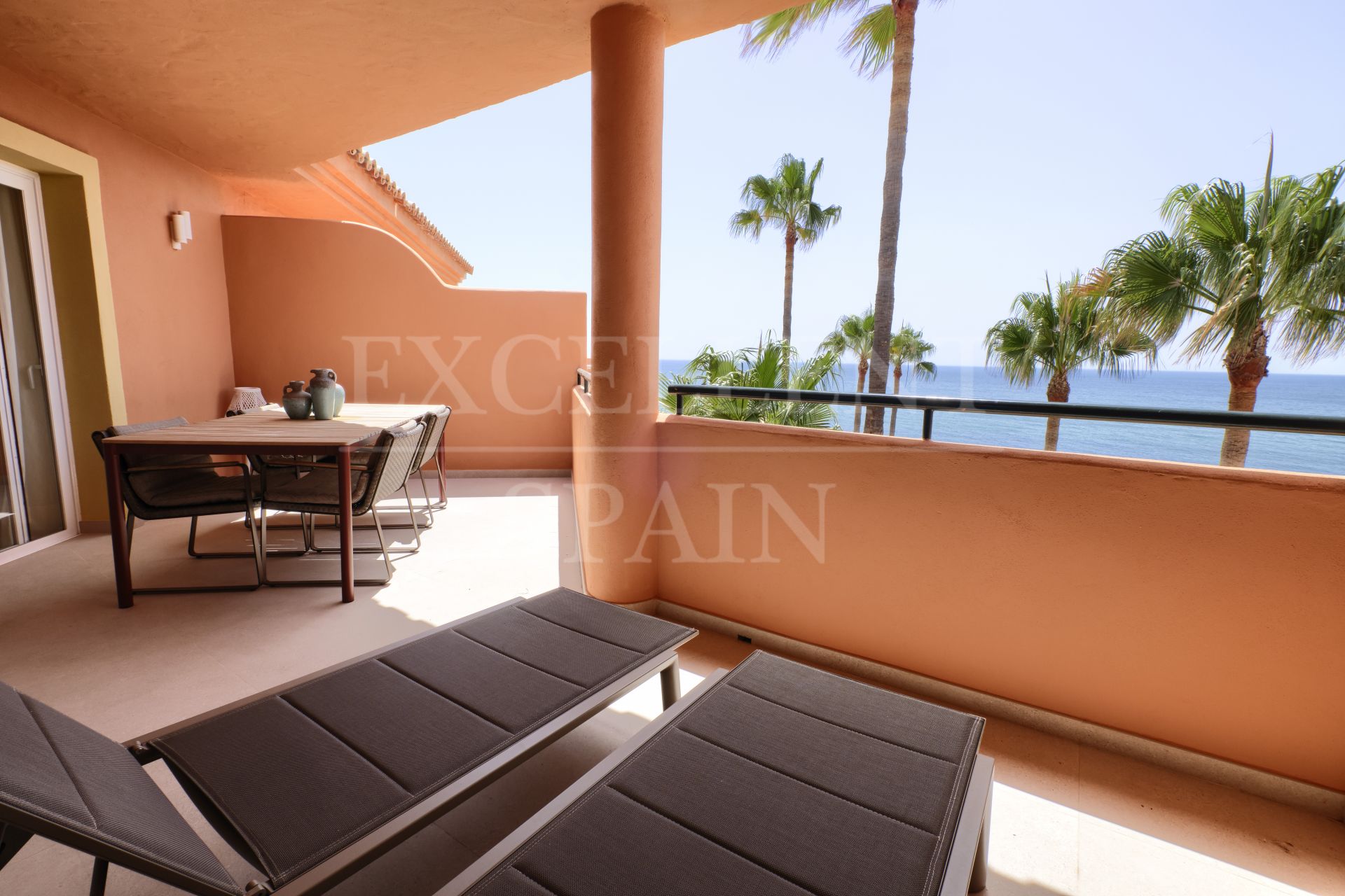 Penthouse in Bermuda Beach, Estepona