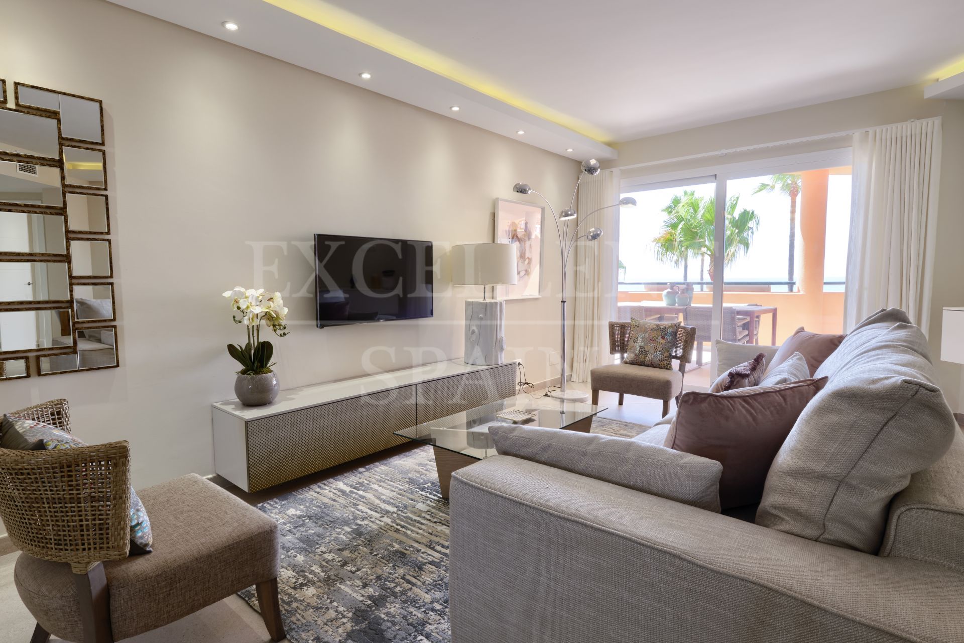 Penthouse in Bermuda Beach, Estepona