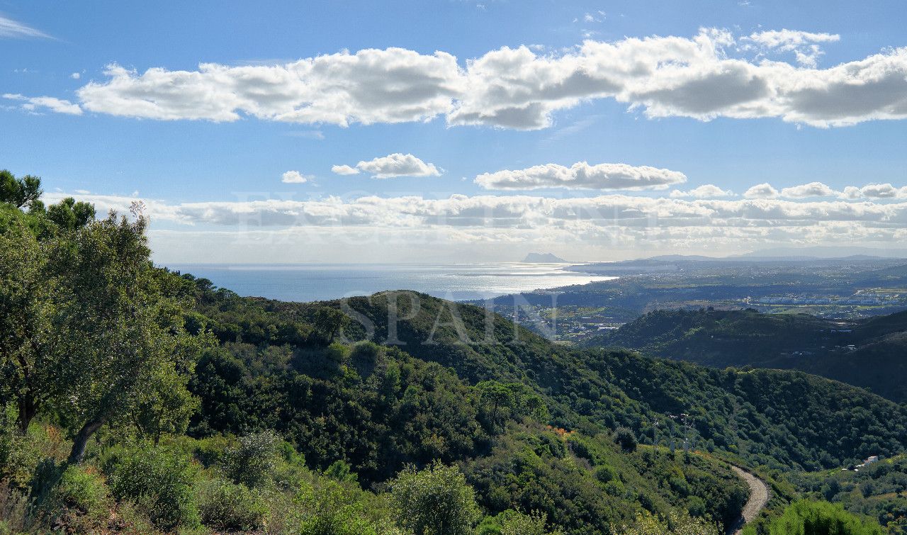 Villa in Los Reales - Sierra Estepona, Estepona