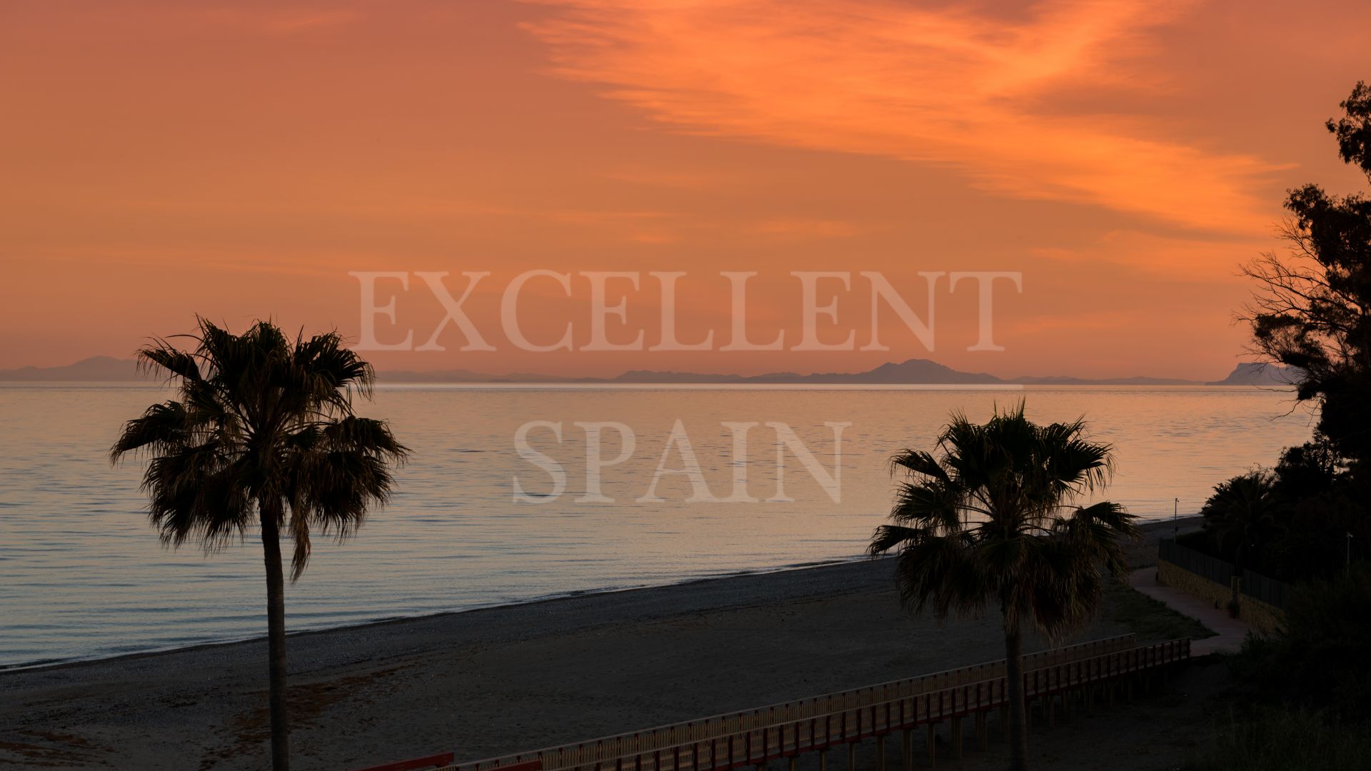 Ático en Bahía del Velerín, Estepona