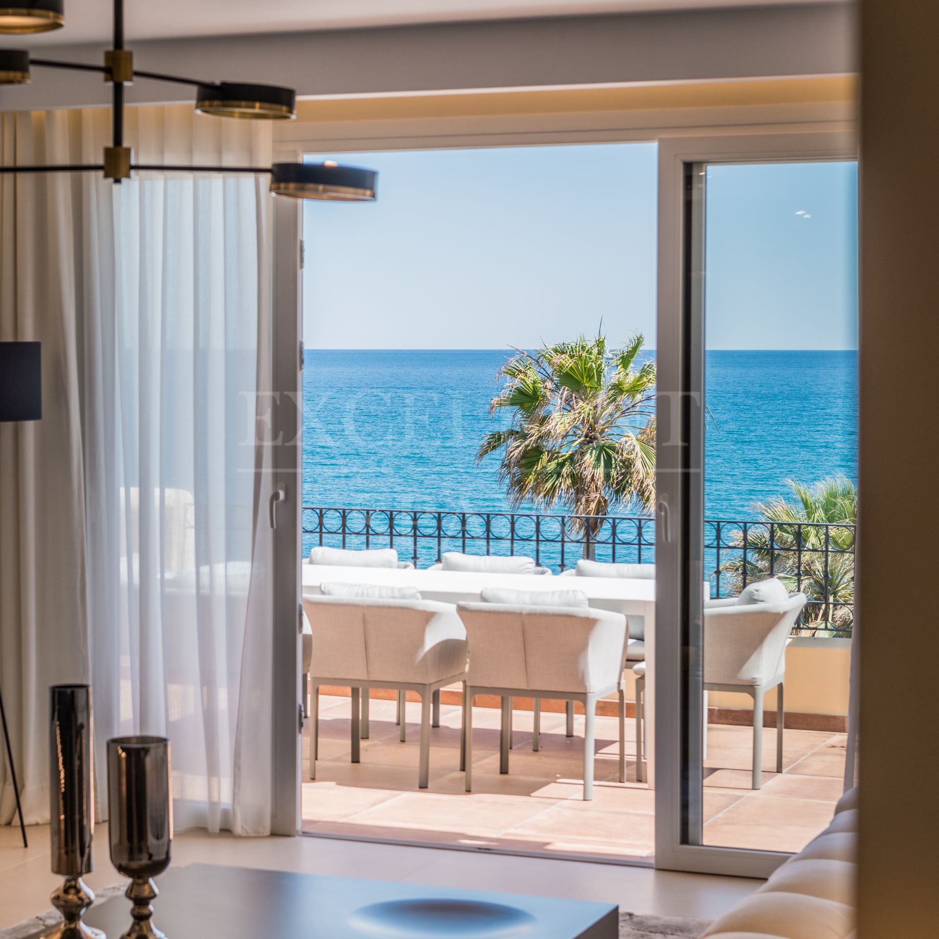 Penthouse in Bahía del Velerín, Estepona