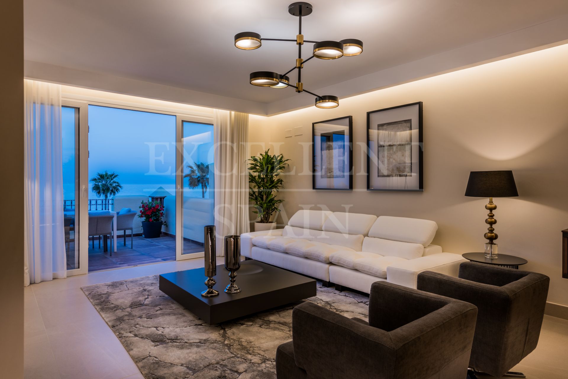 Penthouse in Bahía del Velerín, Estepona