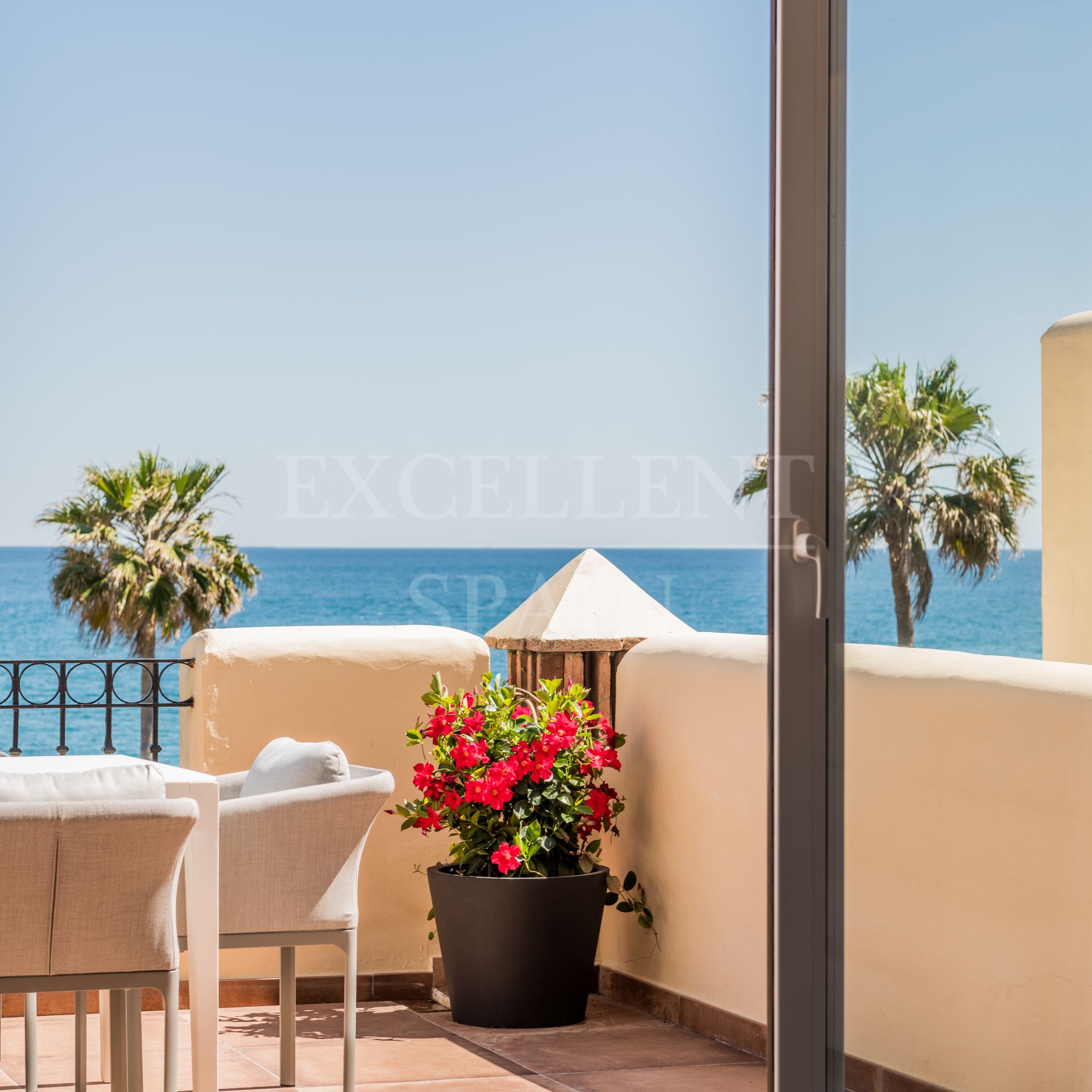 Penthouse in Bahía del Velerín, Estepona