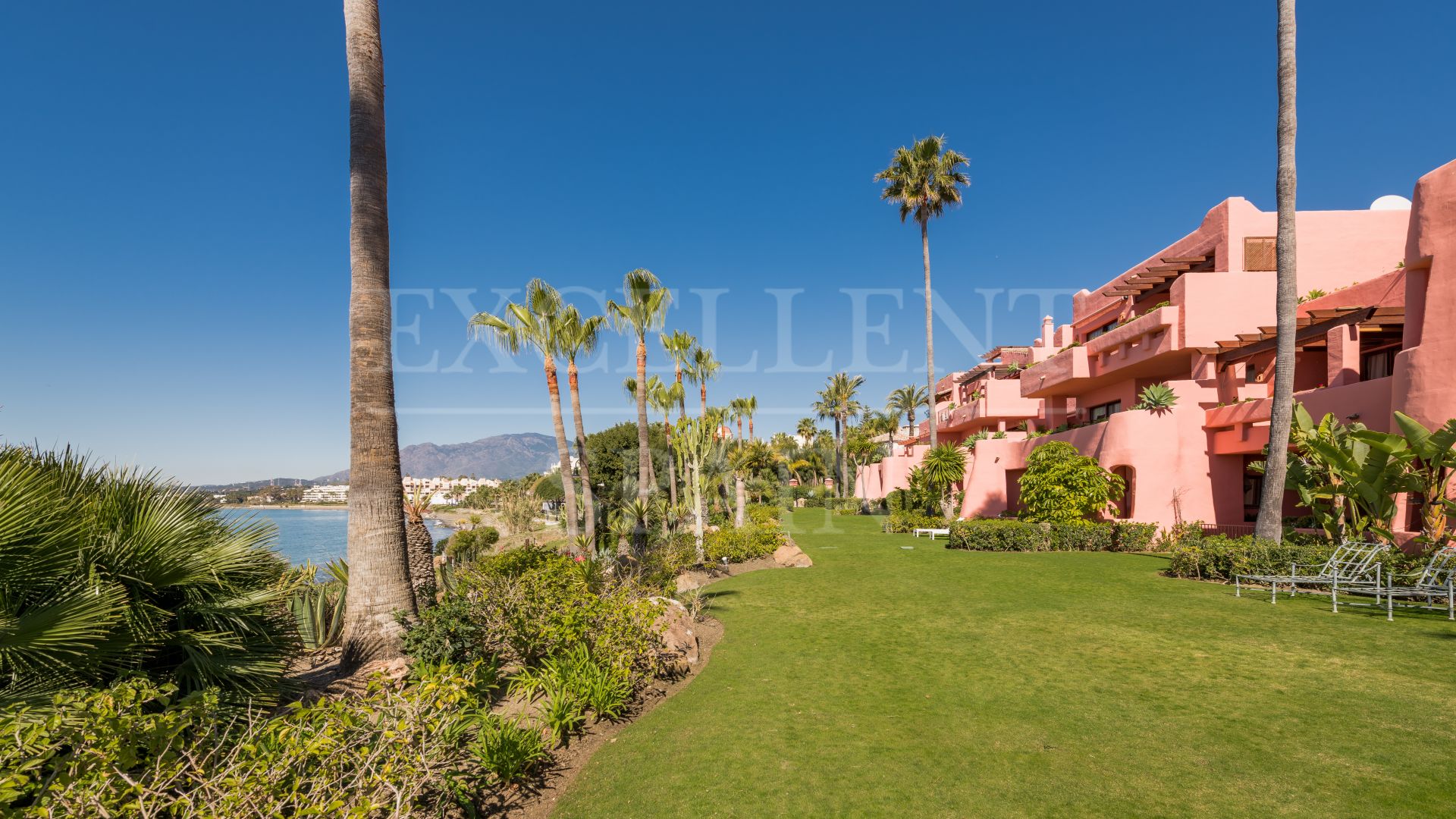 Erdgeschosswohnung in Cabo Bermejo, Estepona