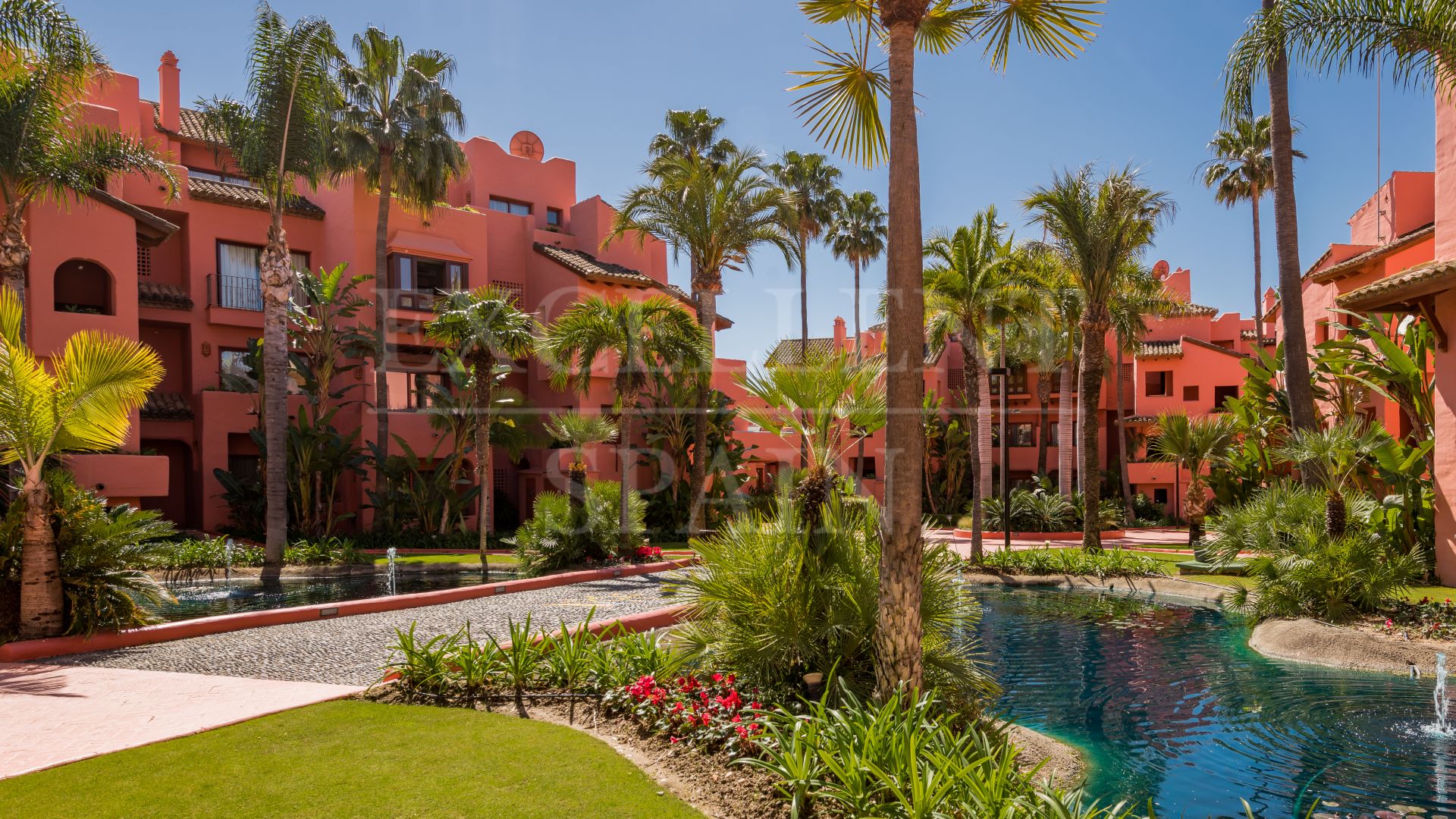 Erdgeschosswohnung in Cabo Bermejo, Estepona