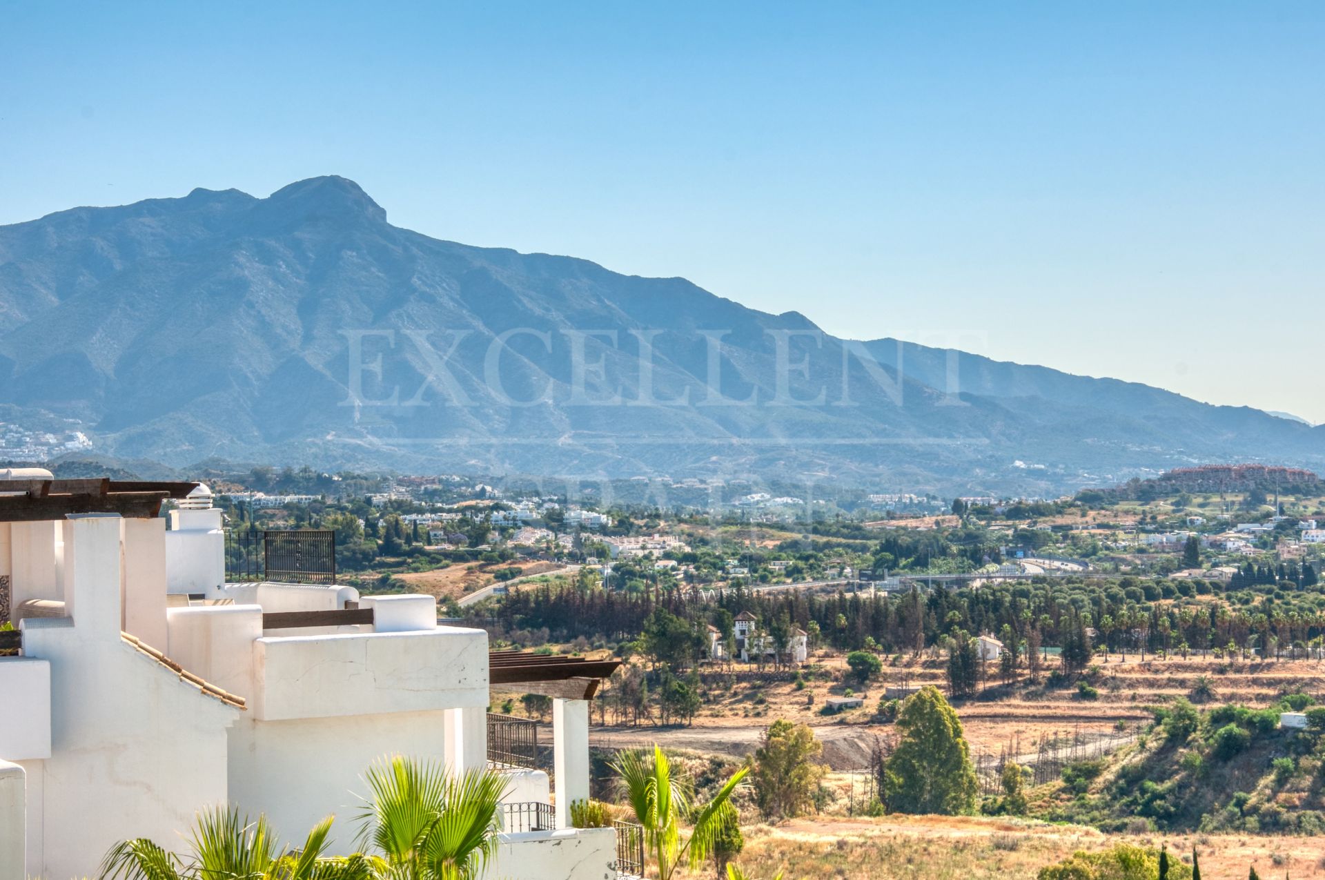 Penthouse in Lomas del Marqués, Benahavis