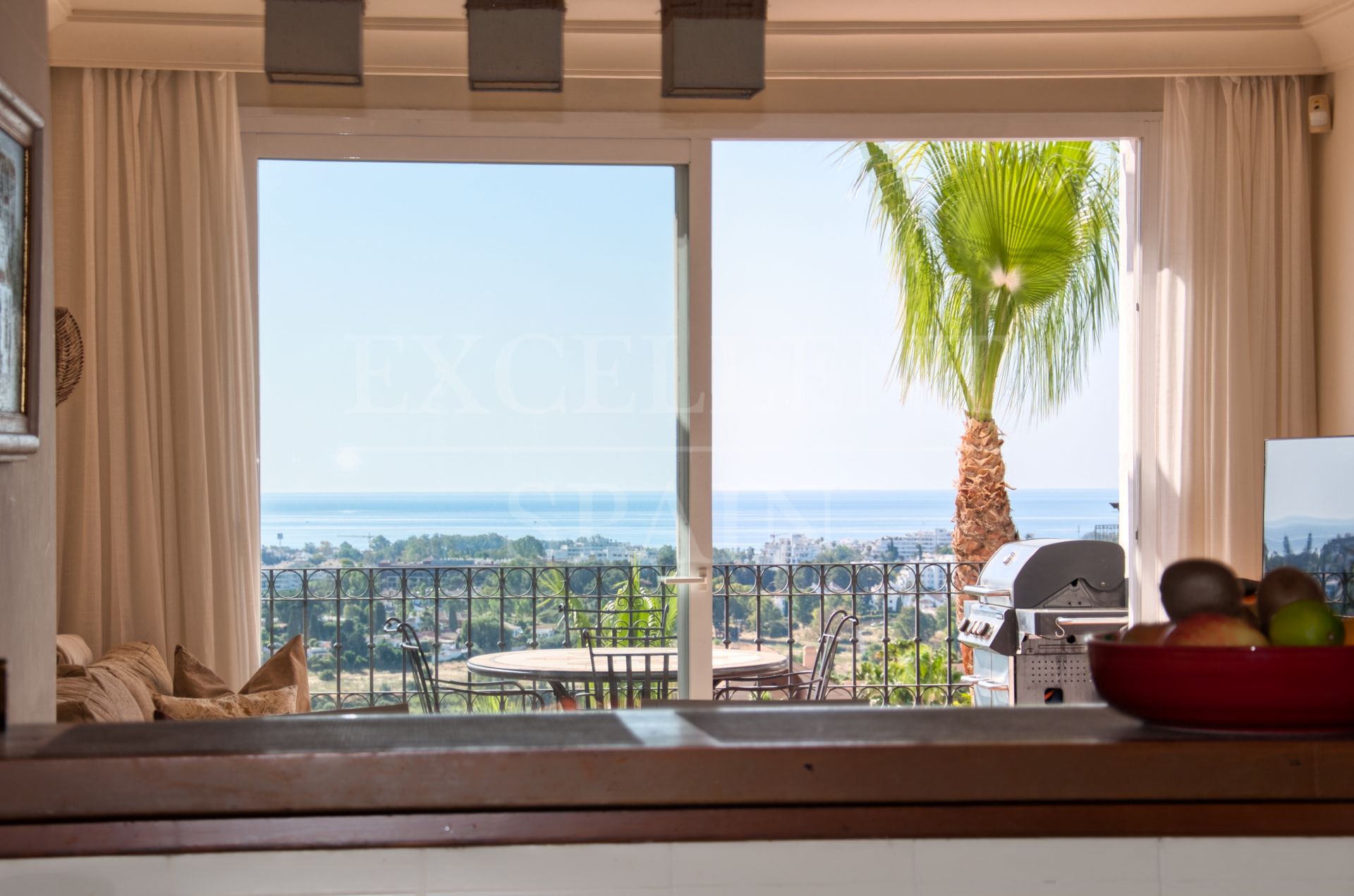 Penthouse in Lomas del Marqués, Benahavis