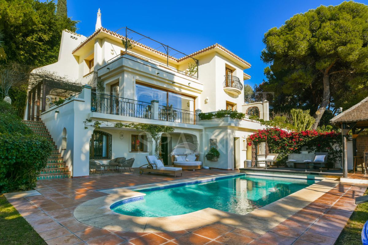 Villa in Rio Real, Marbella Oost