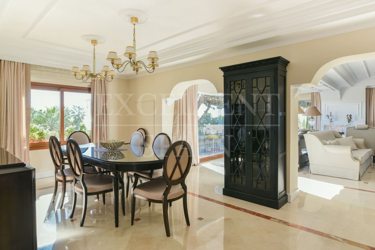 Villa in Rio Real, Marbella Oost