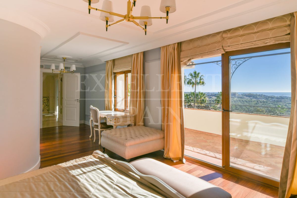 Villa in Rio Real, Marbella Oost