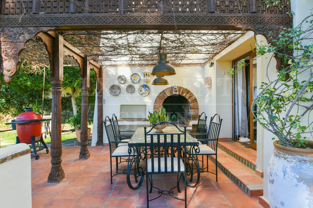 Villa in Rio Real, Marbella Oost