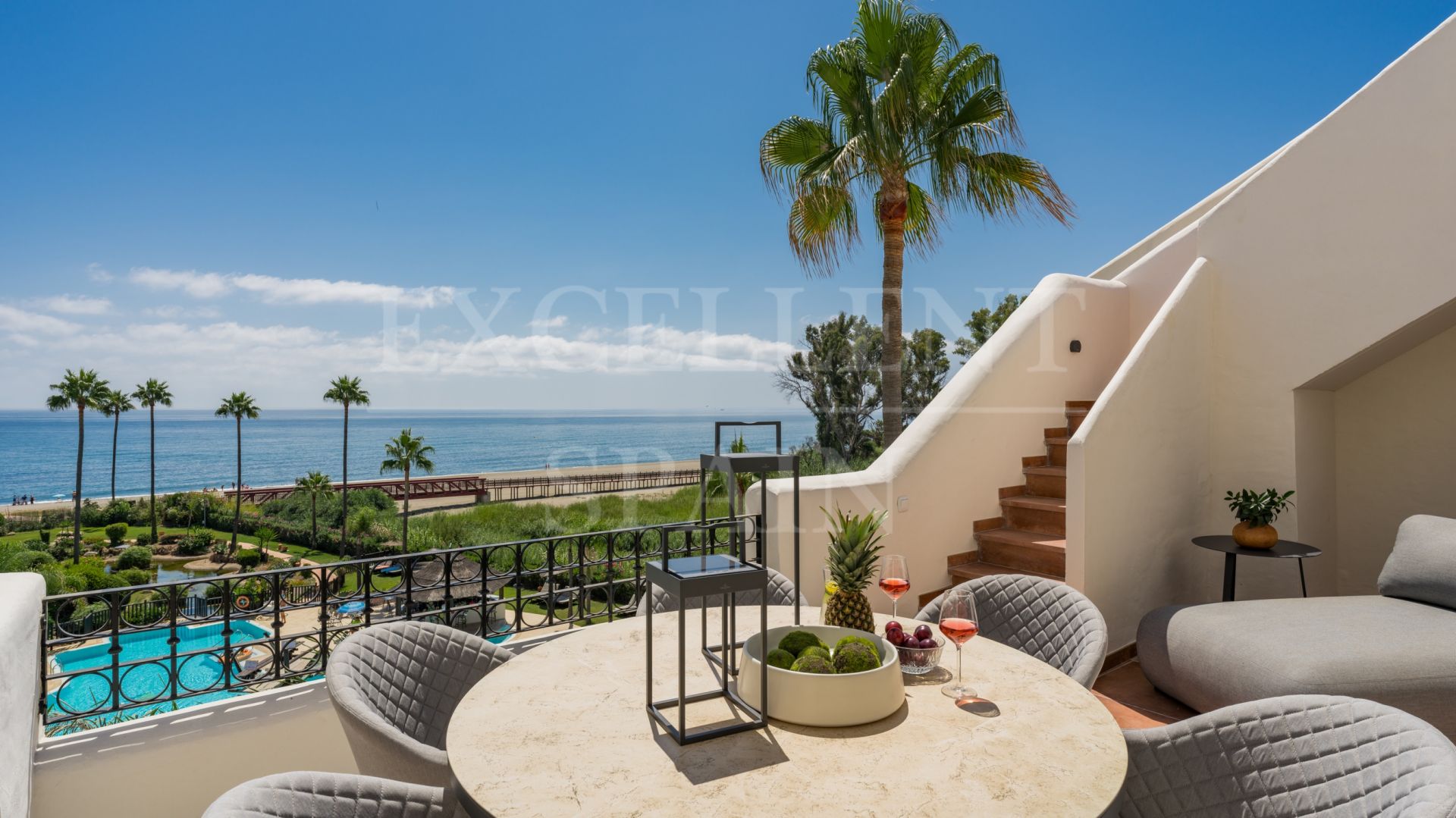 Penthouse in Bahía del Velerín, Estepona