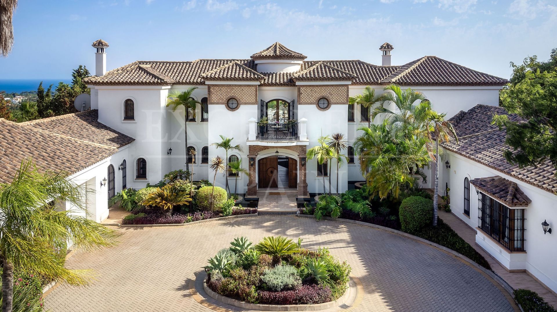 Villa El Paraíso: elegancia andaluza en la prestigiosa zona de Paraíso Alto, Benahavis