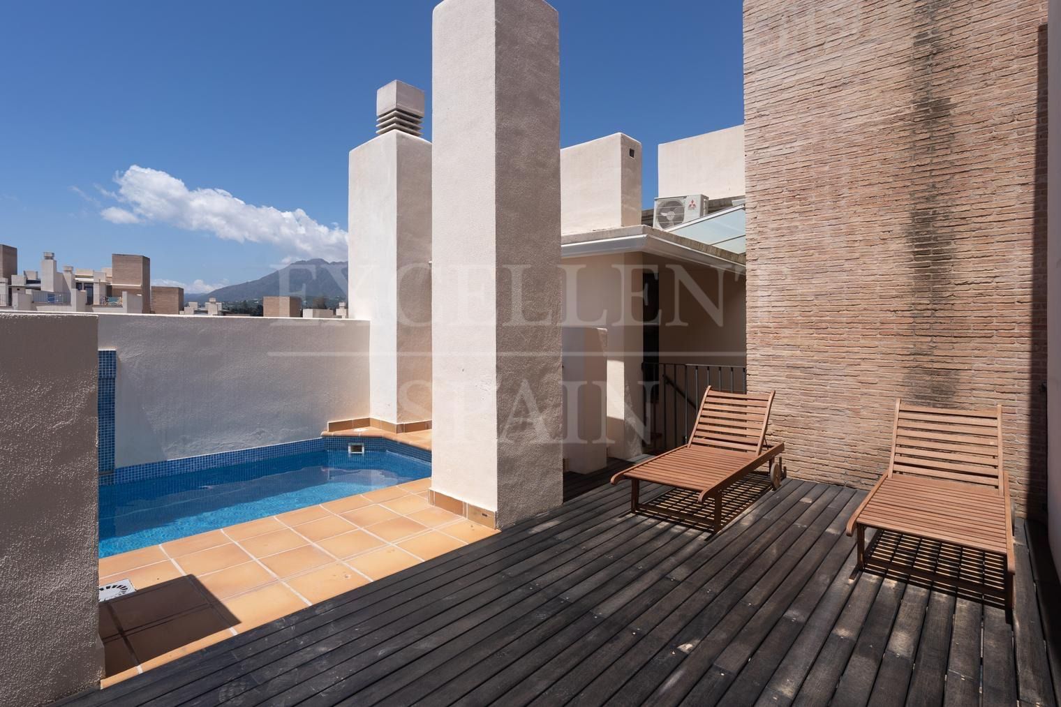 Penthouse in Bahia de la Plata, Estepona